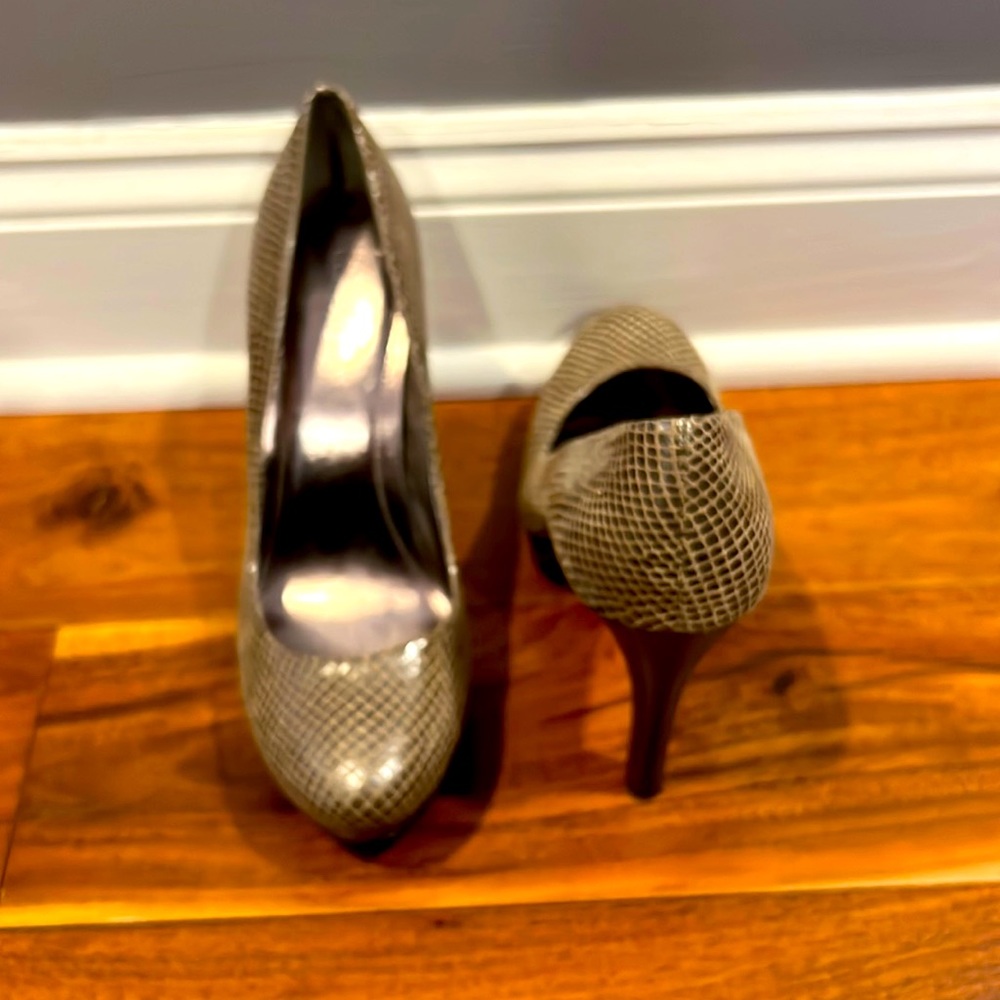 Platinum platform heels